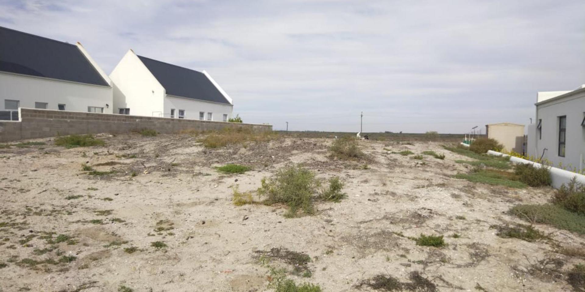 Image 4 of 6