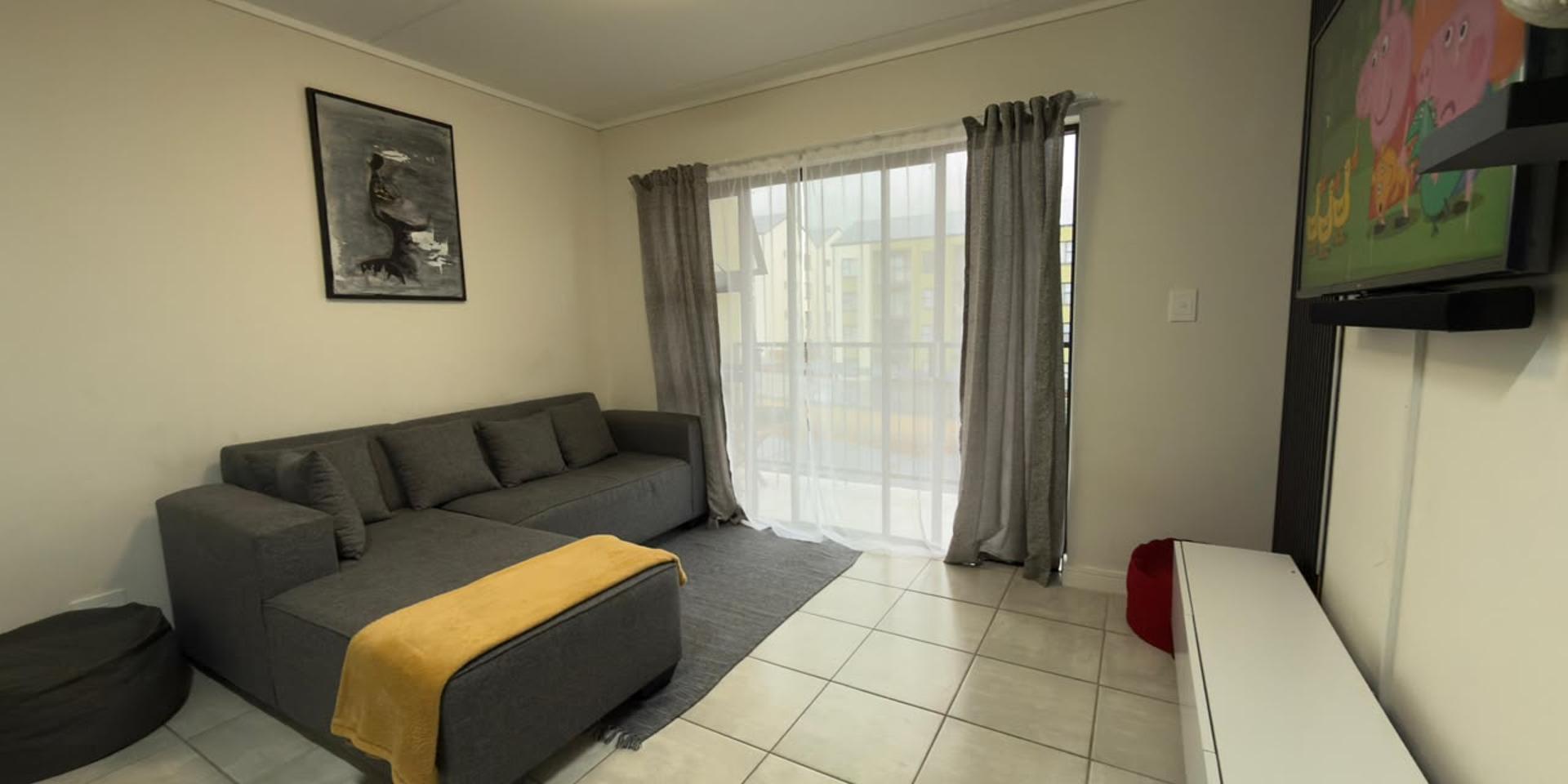 Image 4 of 6