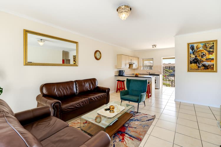 Main property image