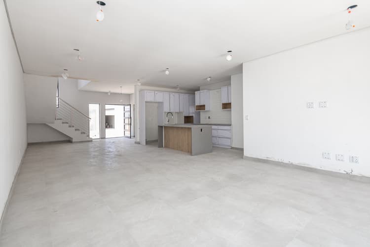 Main property image