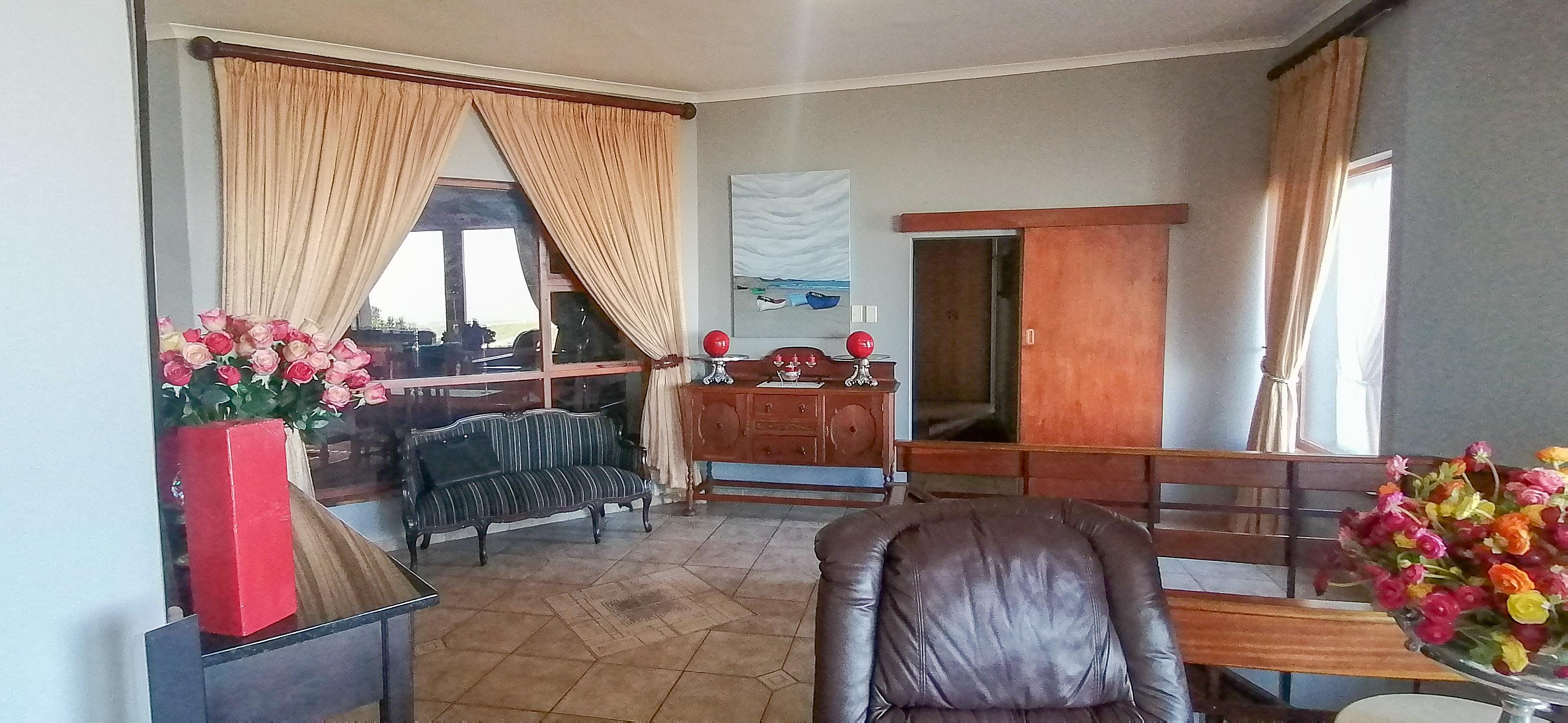 Image 5 of 6