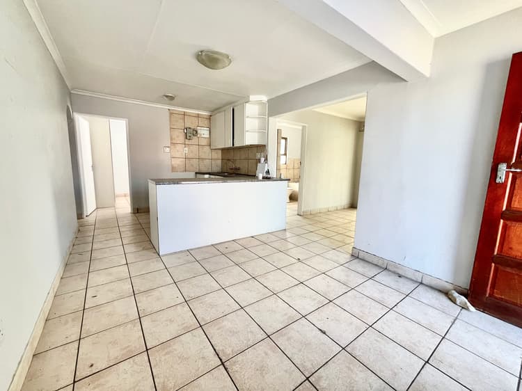 Main property image