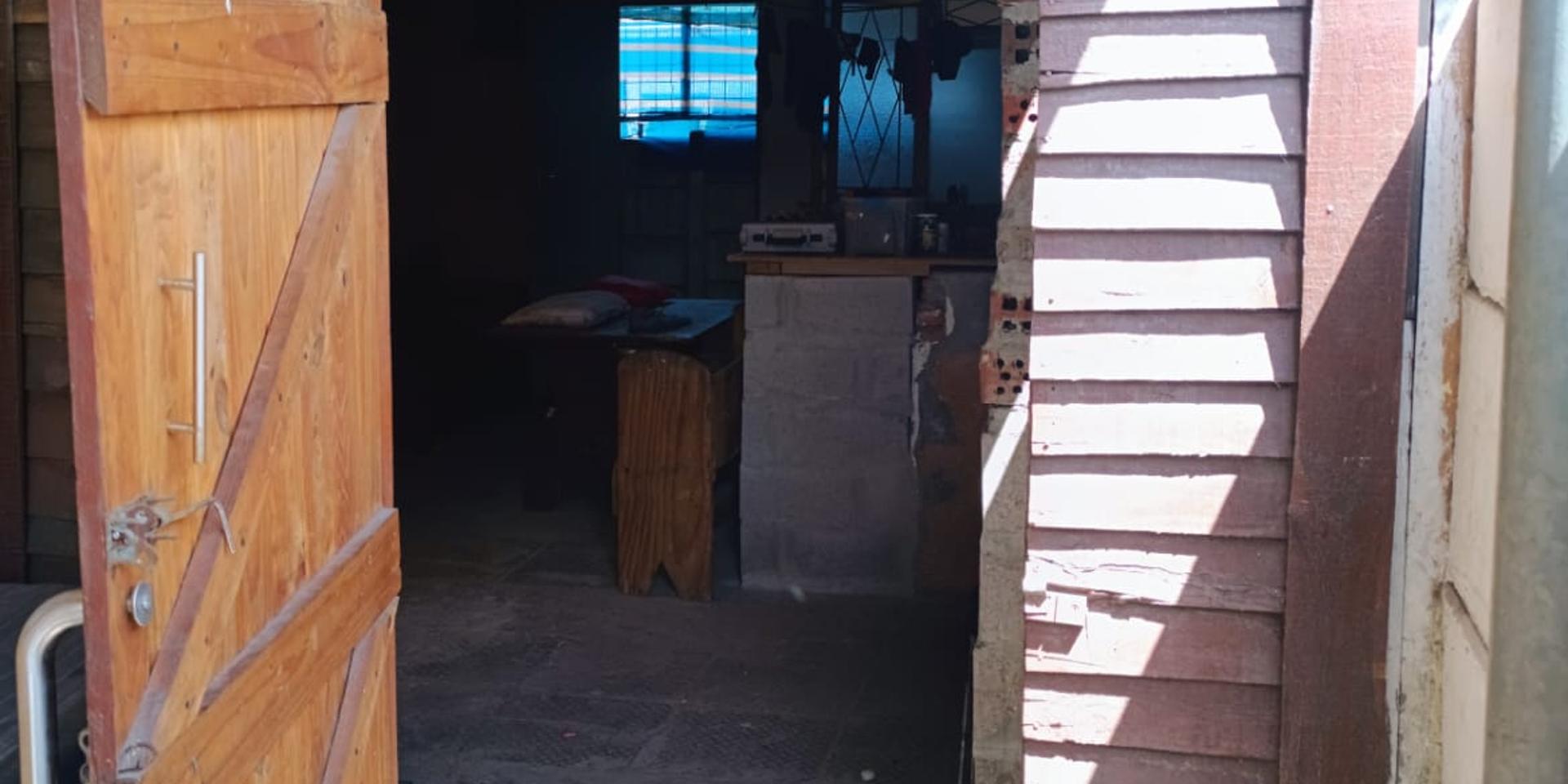 Image 5 of 6
