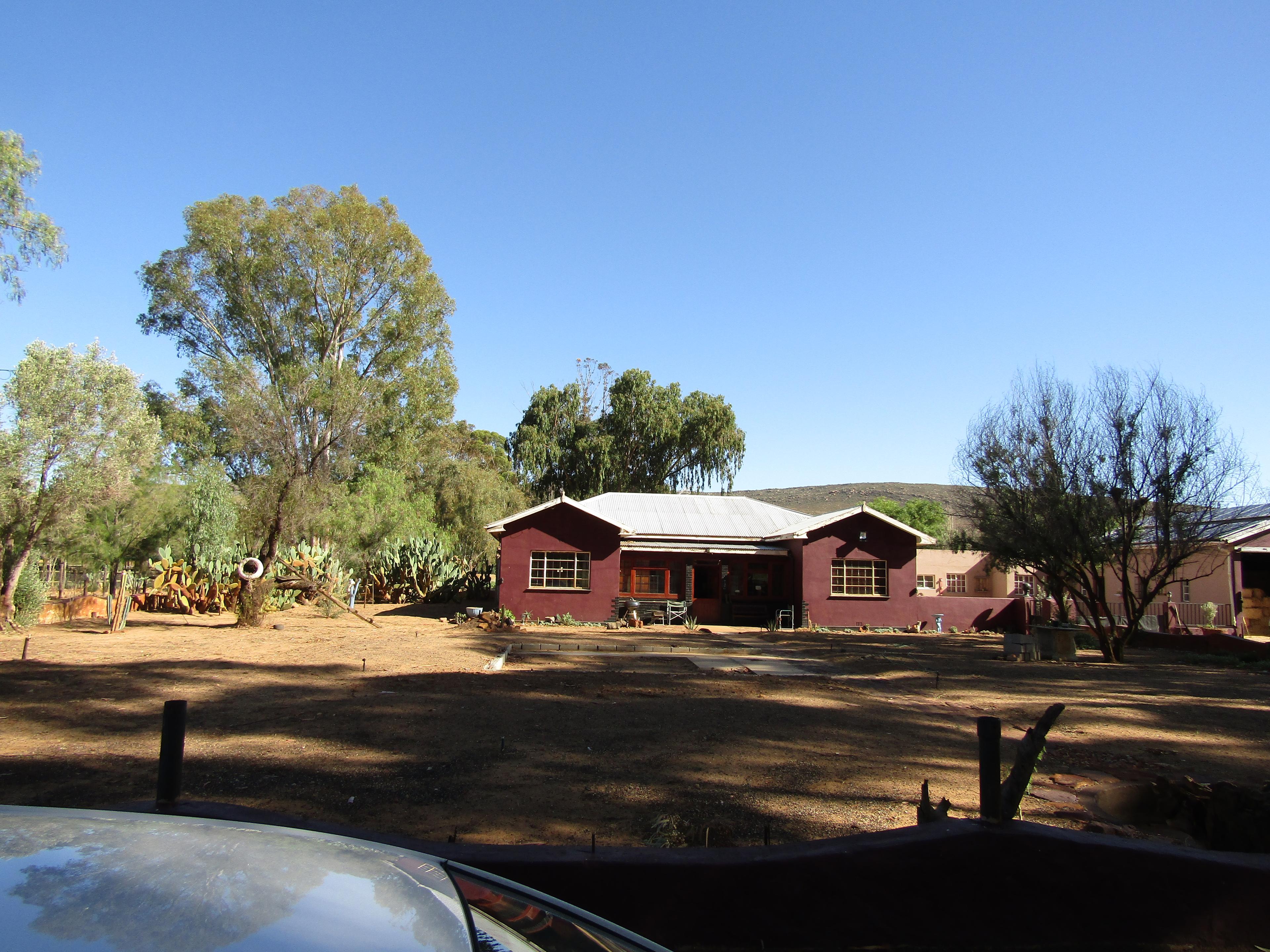 Image 2 of 6