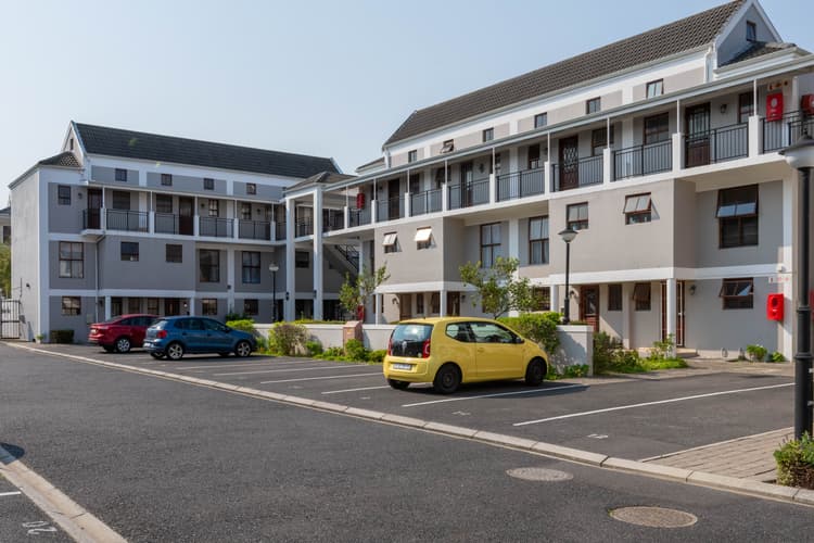 Main property image