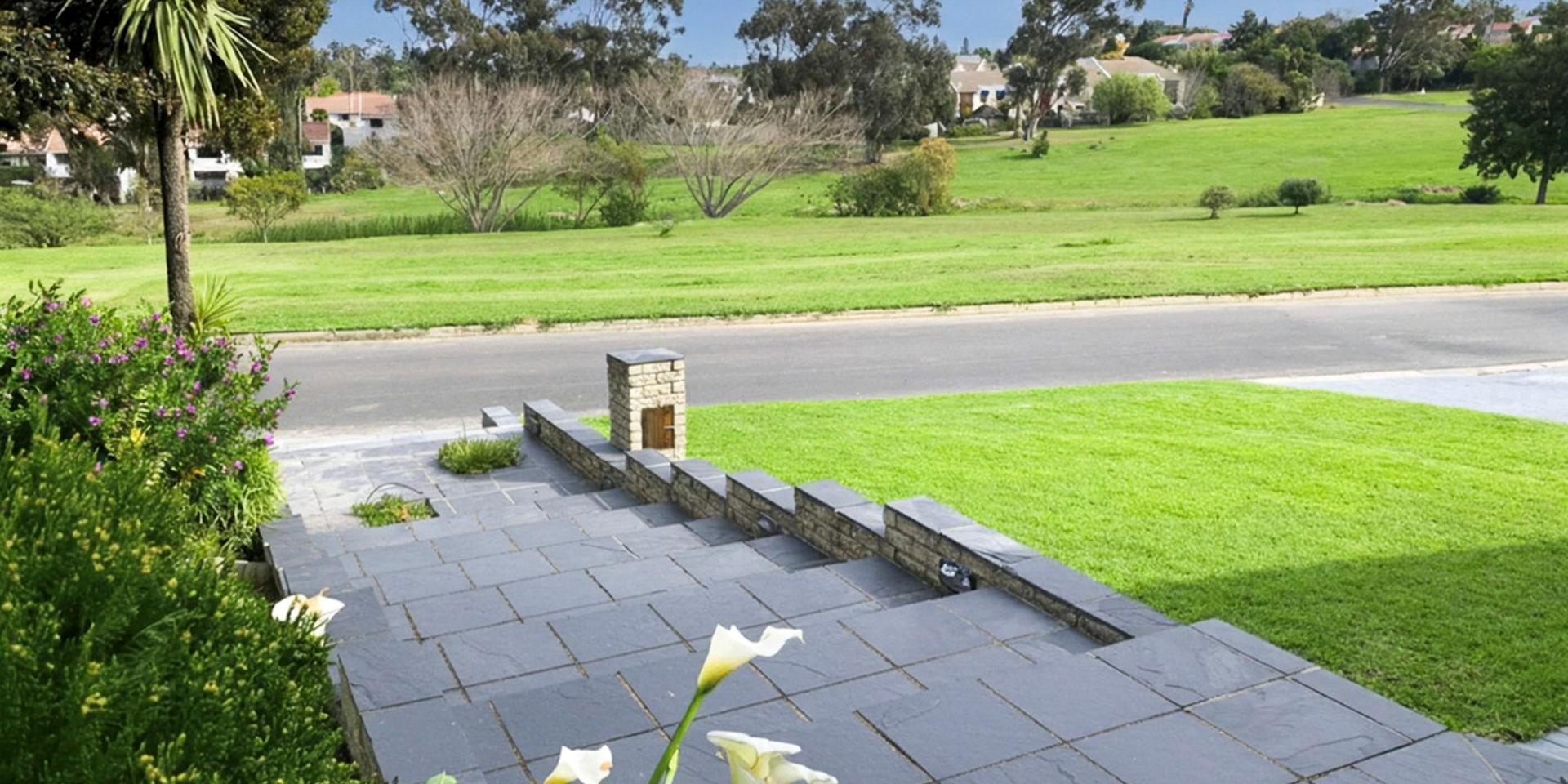 Image 3 of 6
