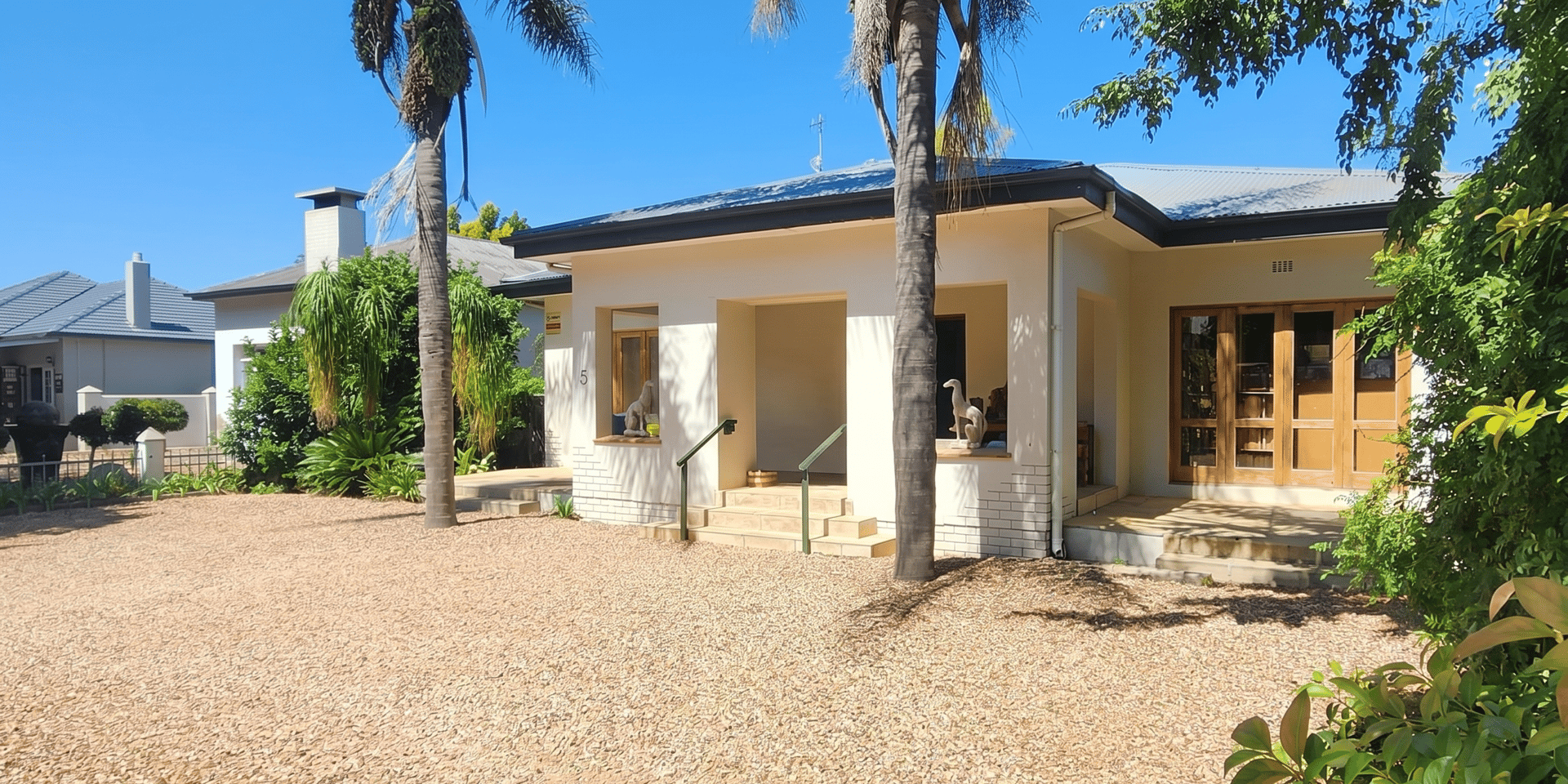 Image 1 of 6