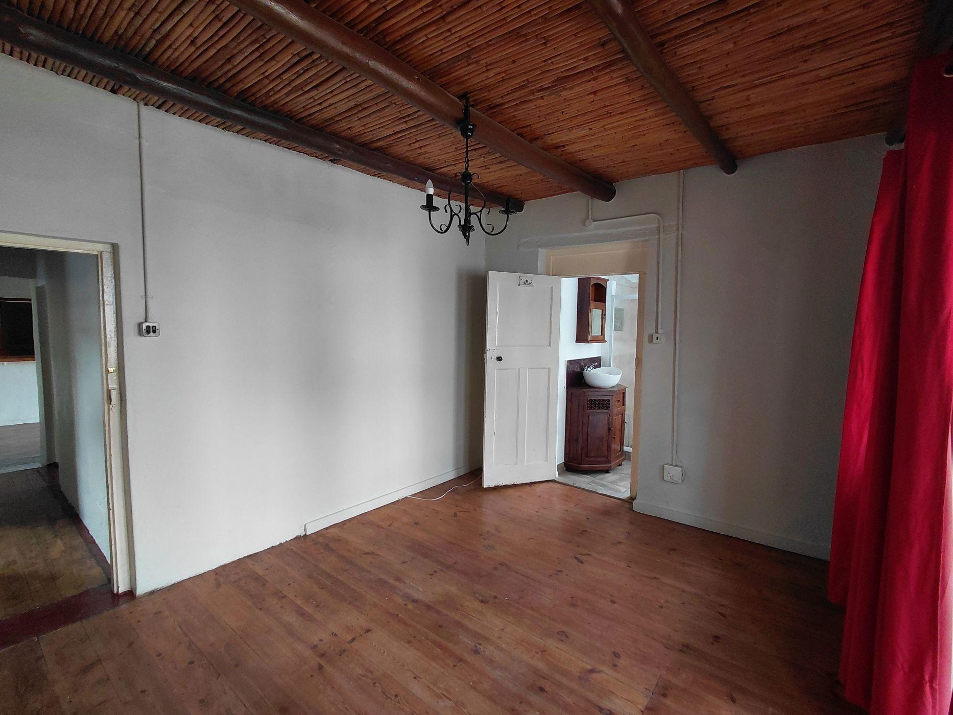 Image 2 of 6