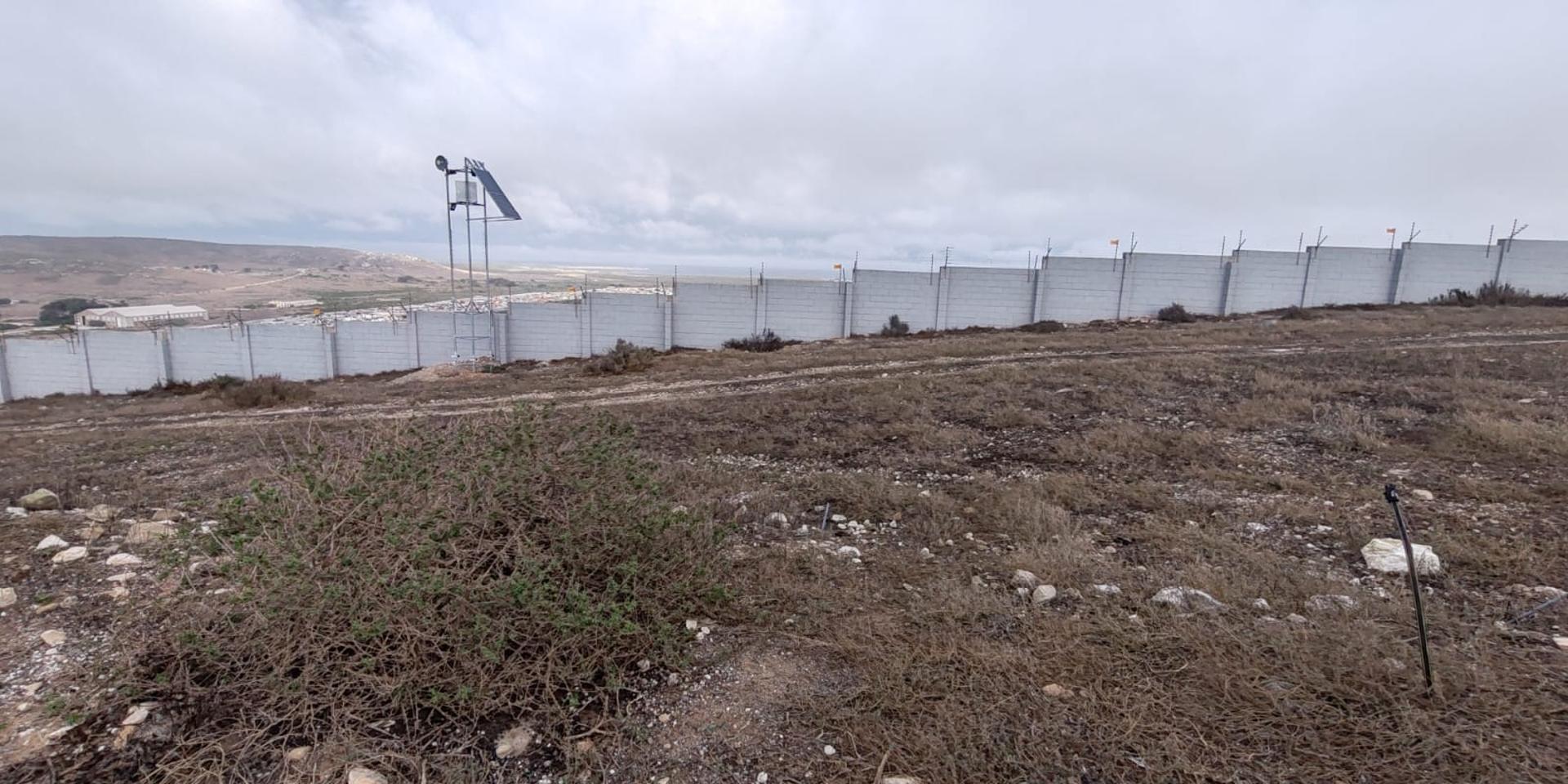 Image 4 of 6