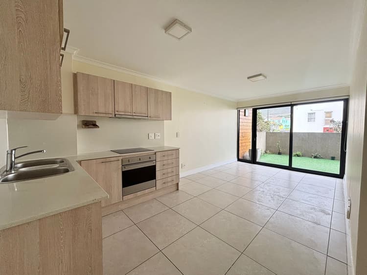 Main property image