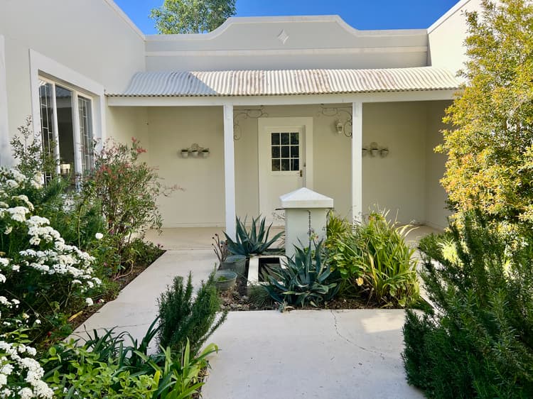Main property image
