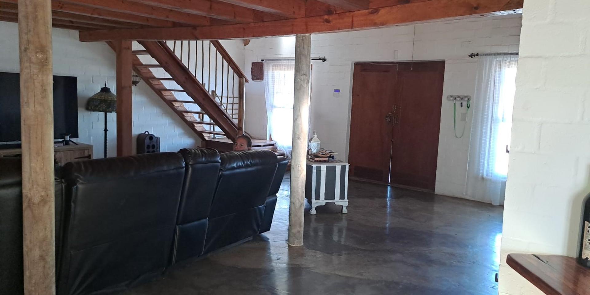 Image 5 of 6