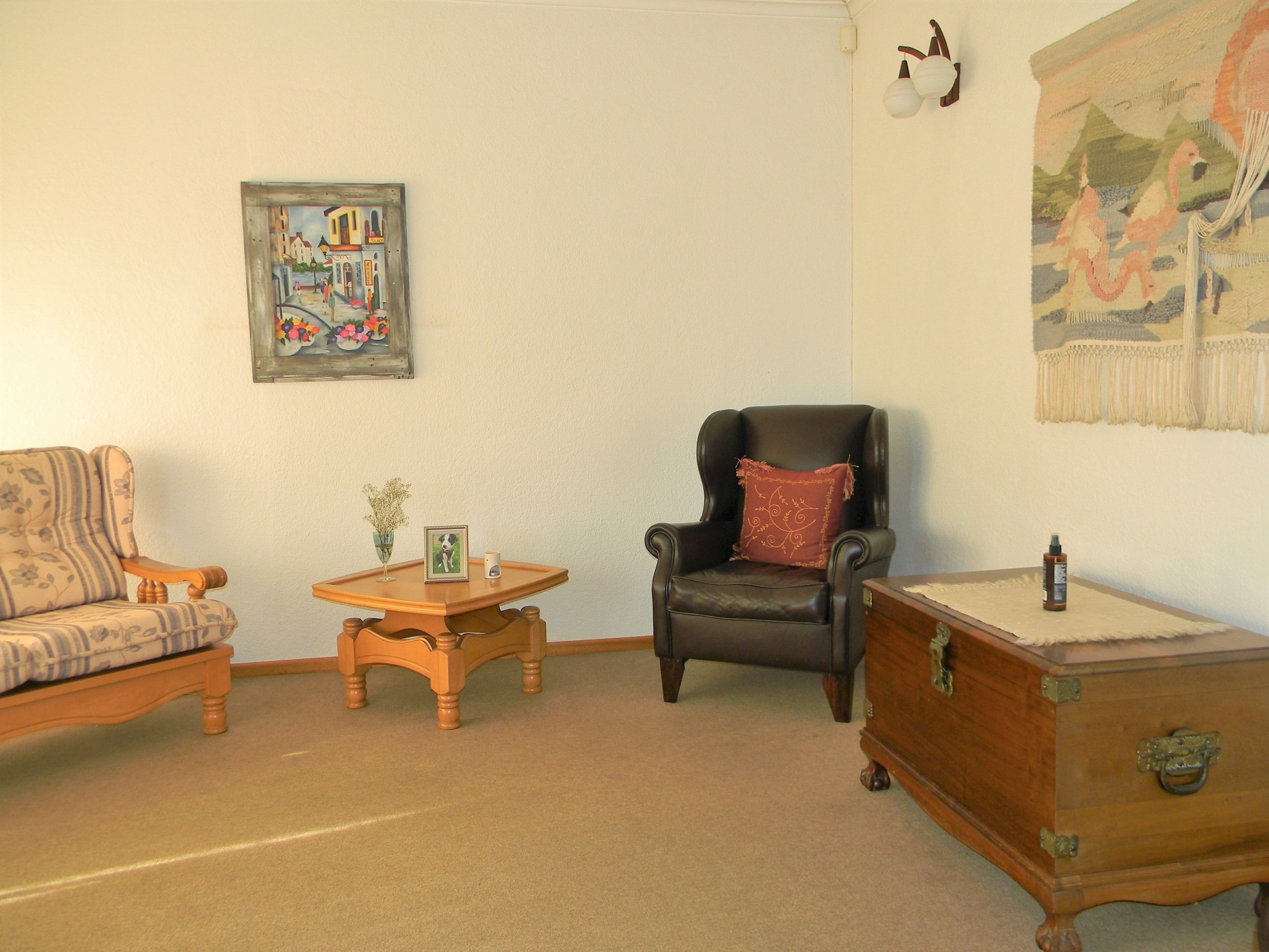 Image 3 of 6
