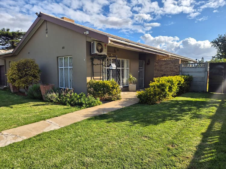 Main property image