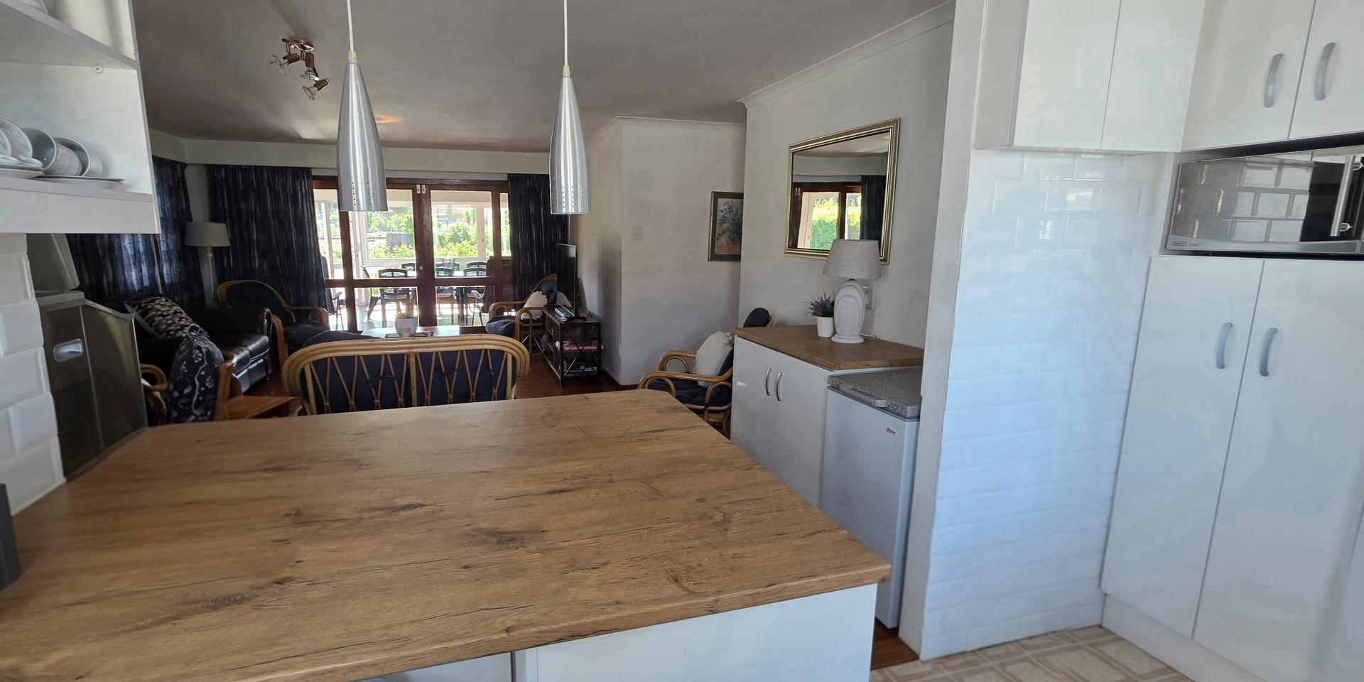 Image 5 of 6