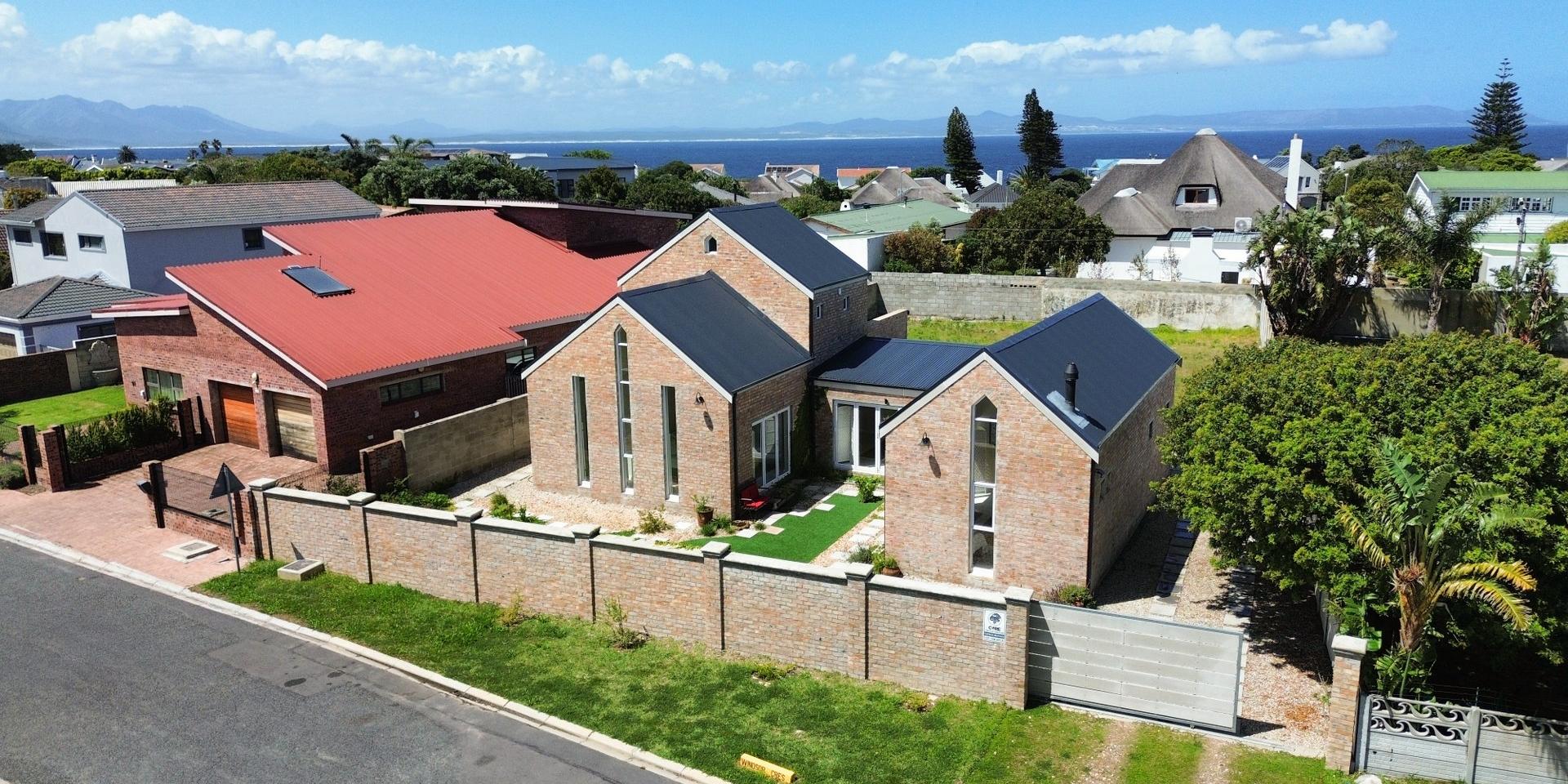 Image 2 of 6