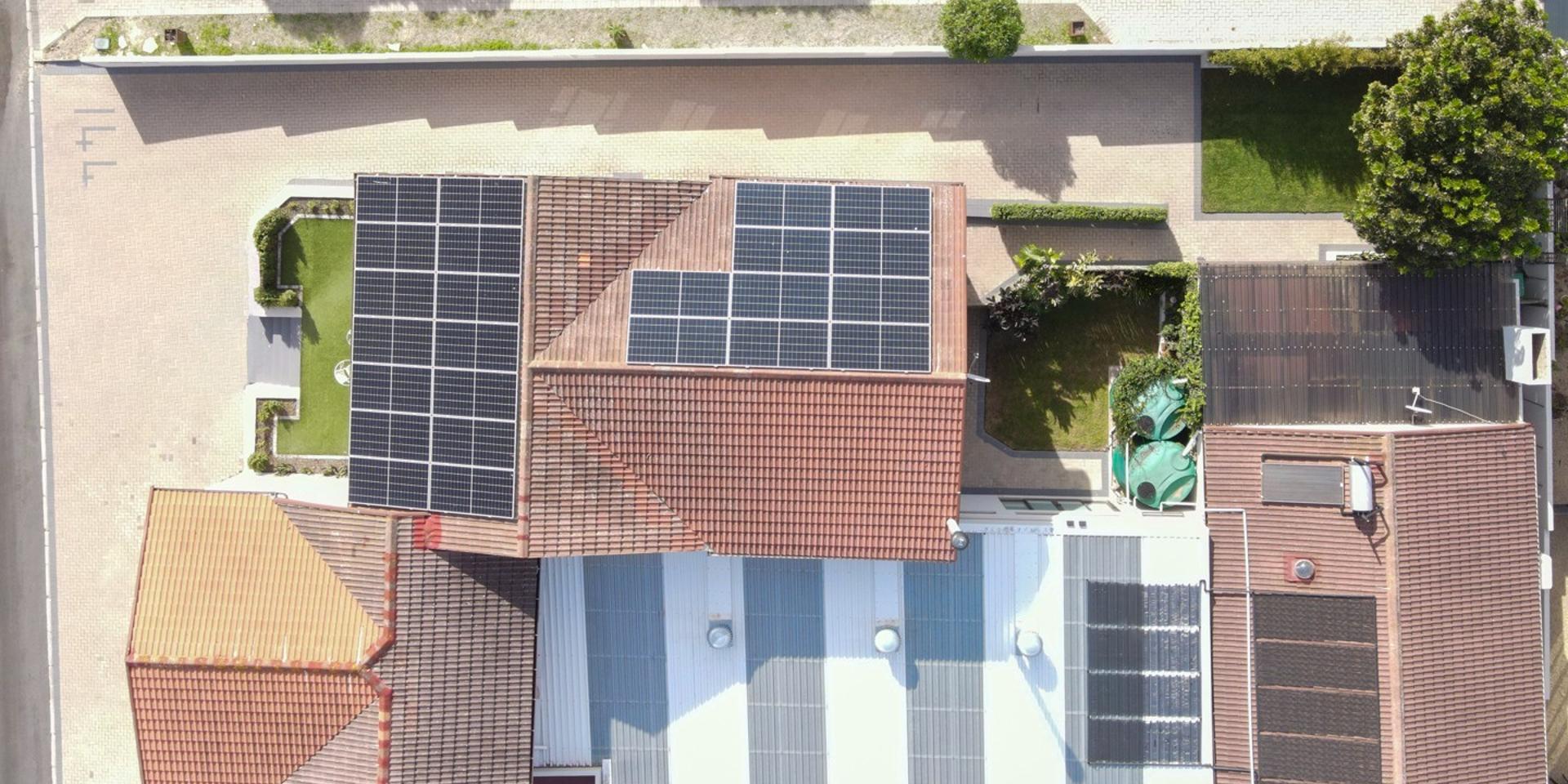 Image 3 of 6