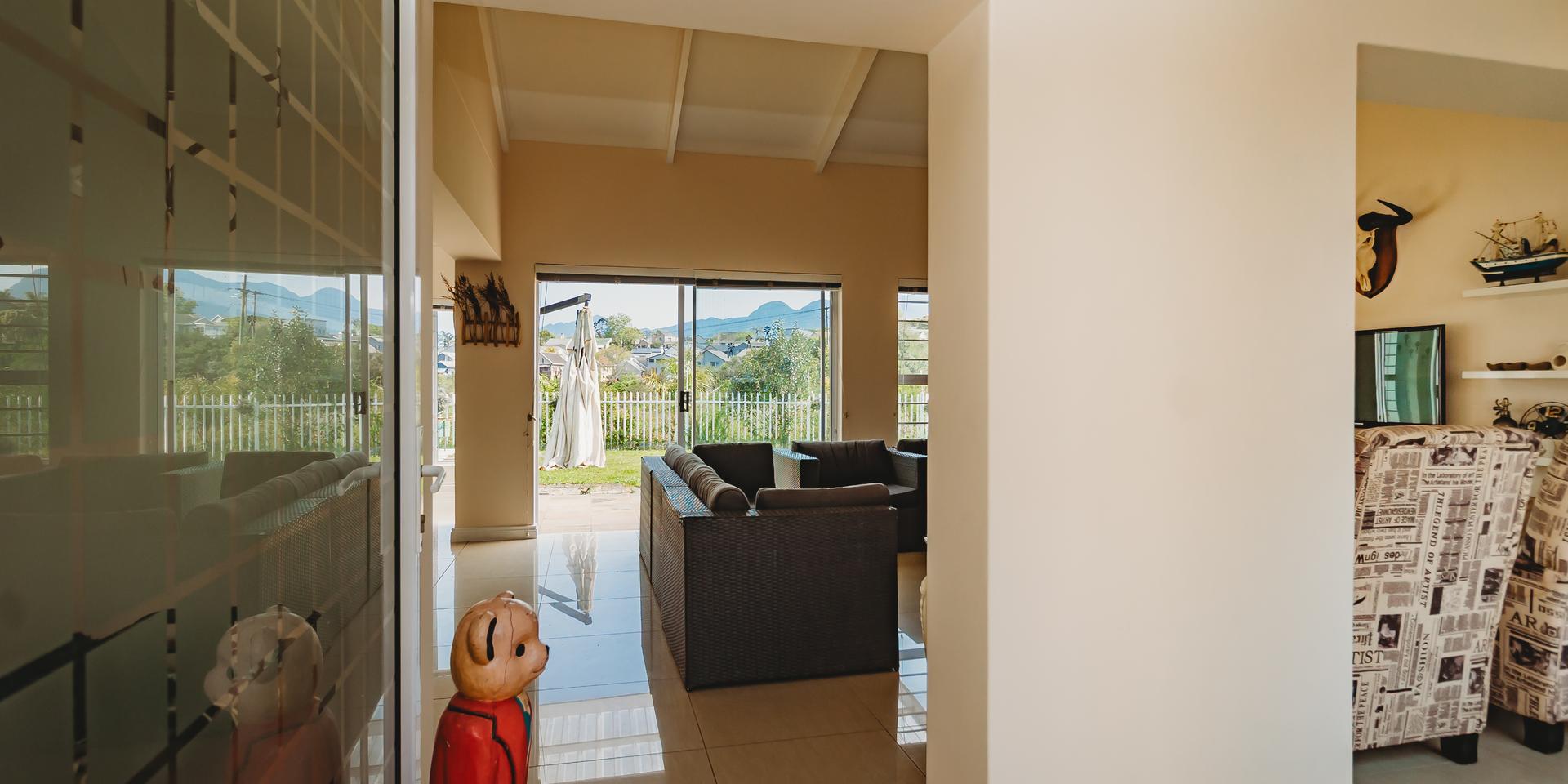 Image 5 of 6