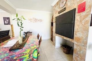Image 5 of 6