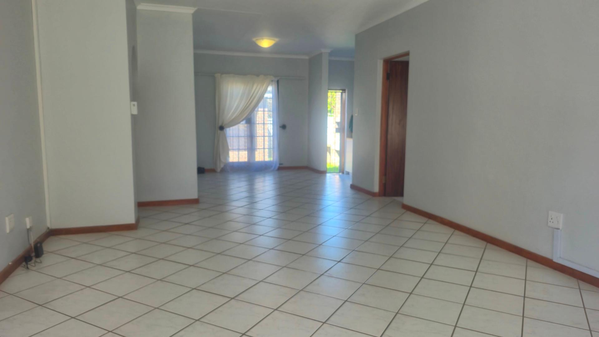 Image 3 of 6
