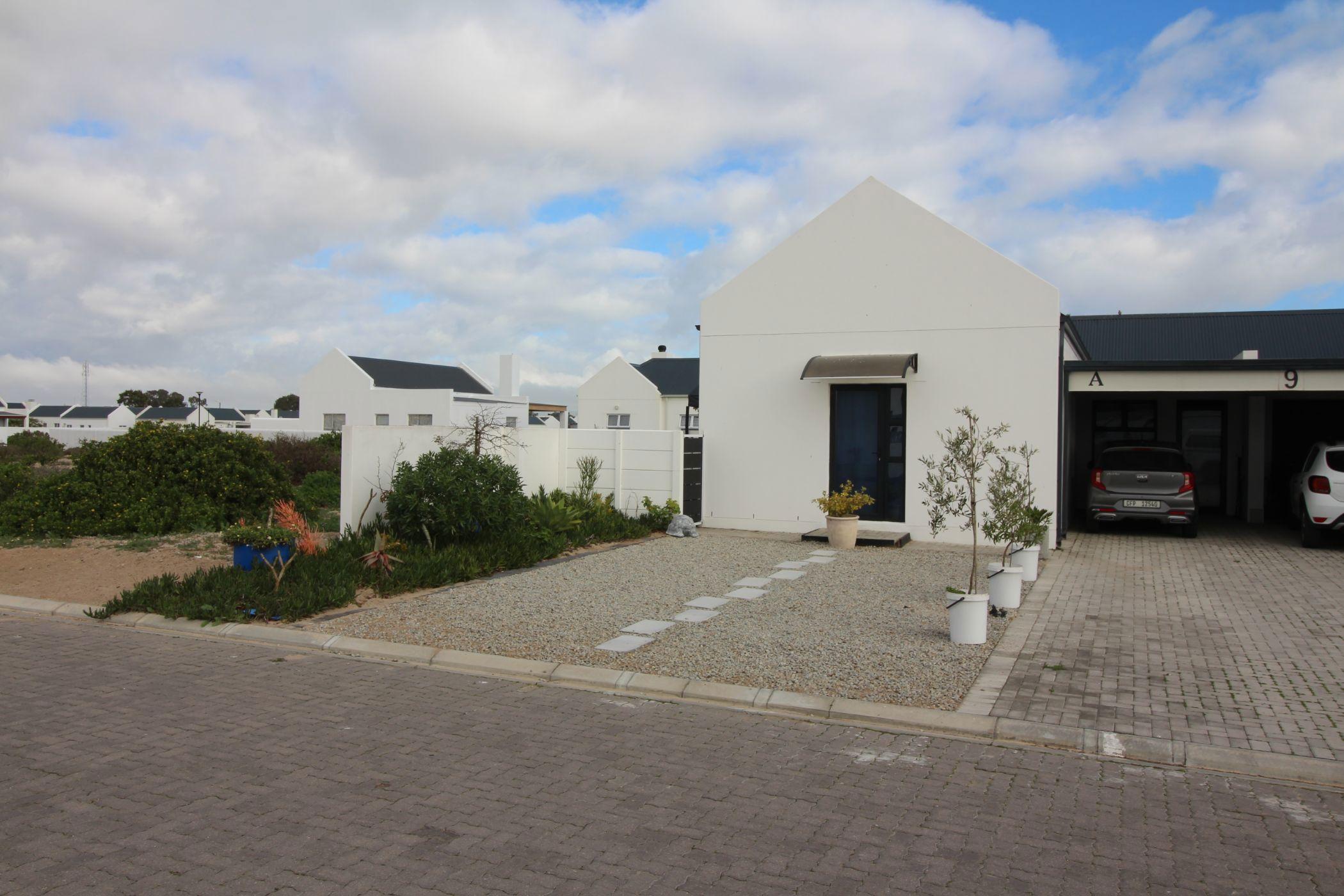 Image 2 of 6