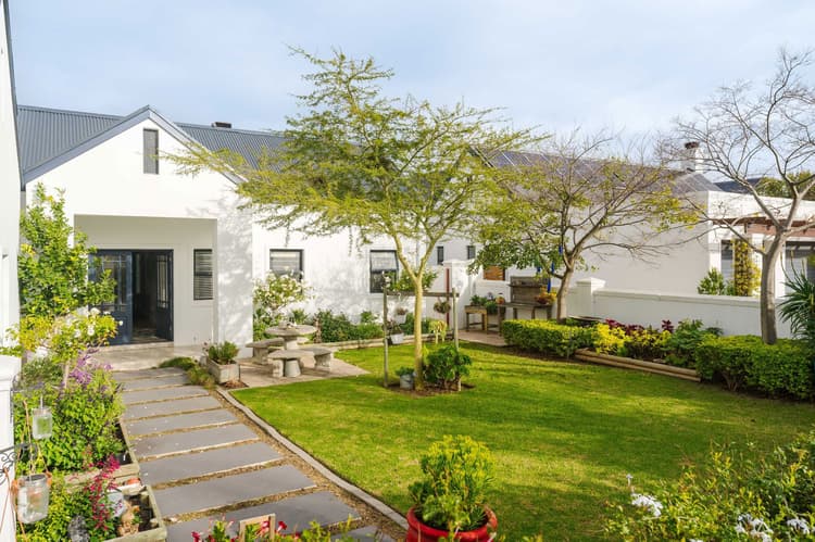 Main property image
