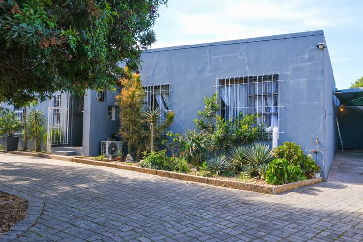 Main property image