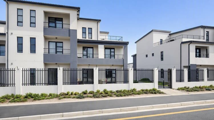 Main property image