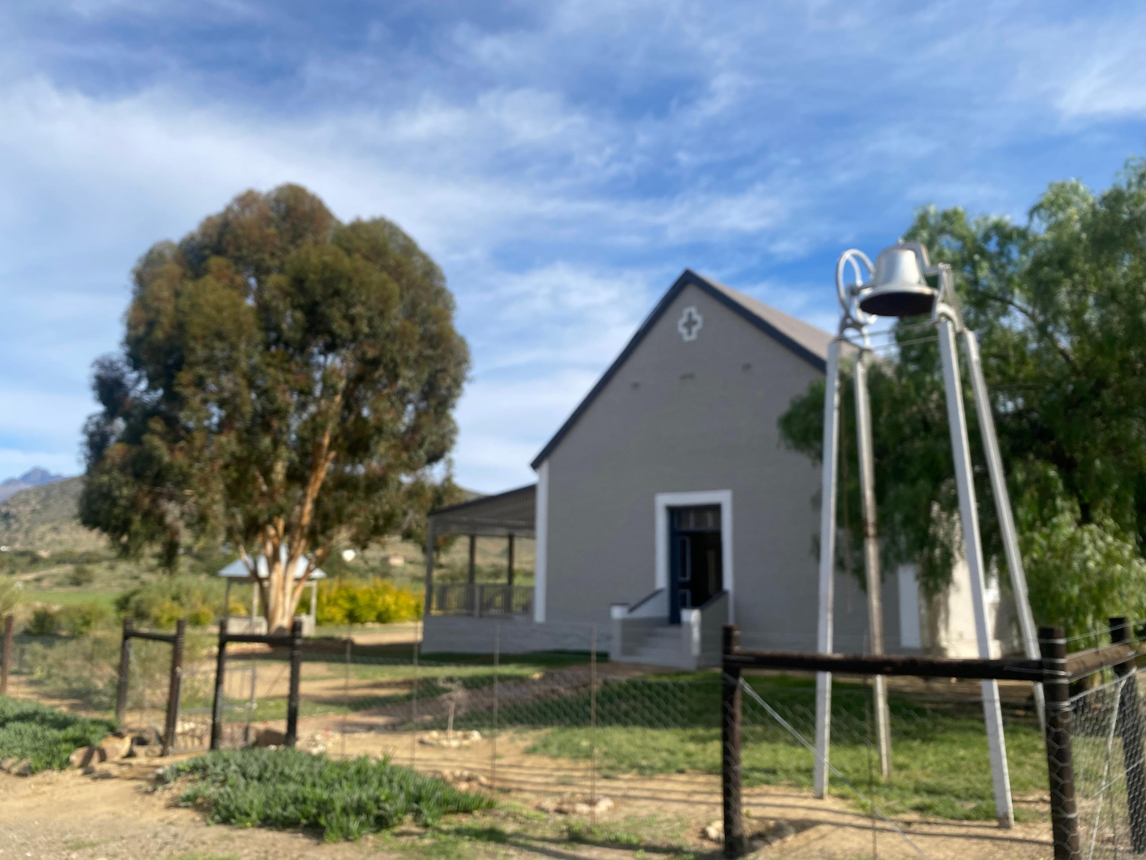 Image 2 of 6