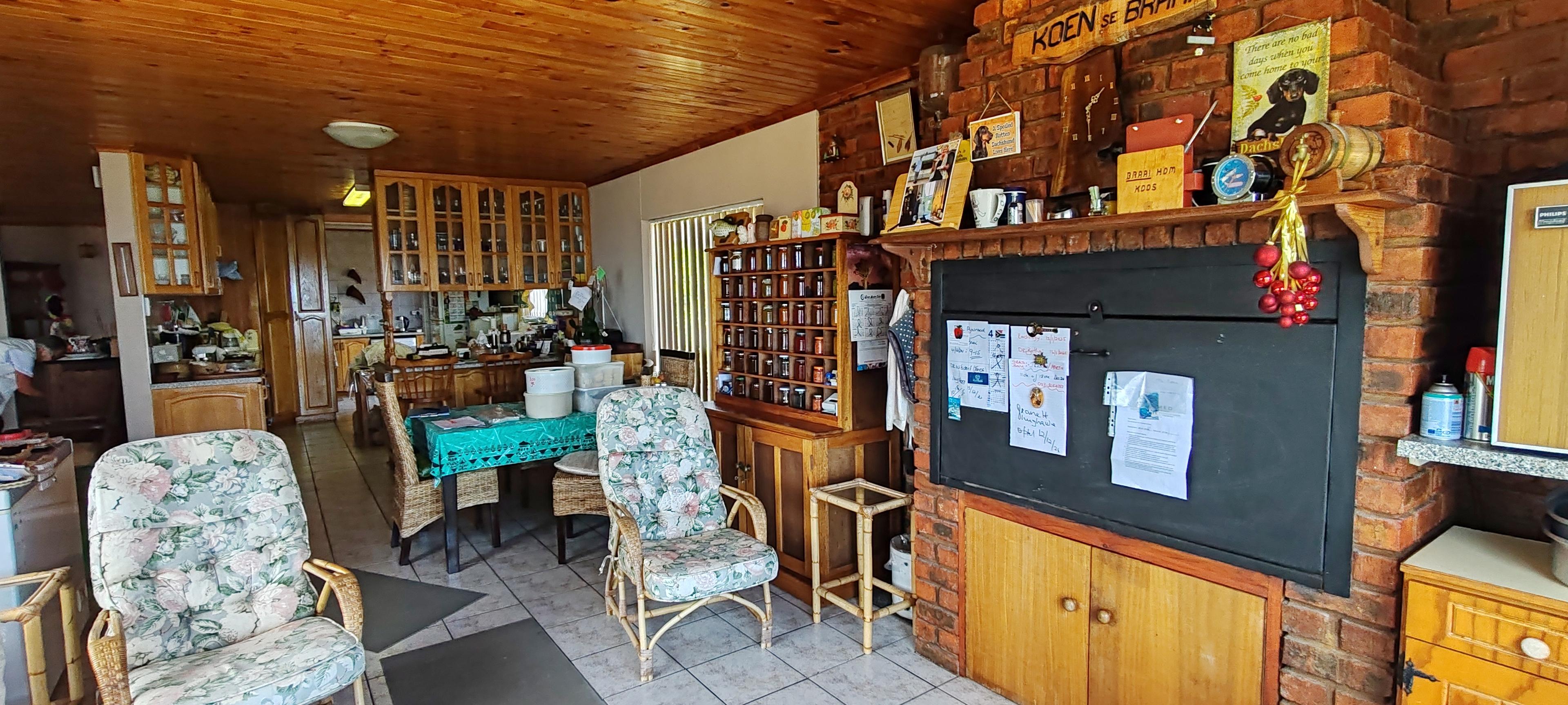 Image 4 of 6
