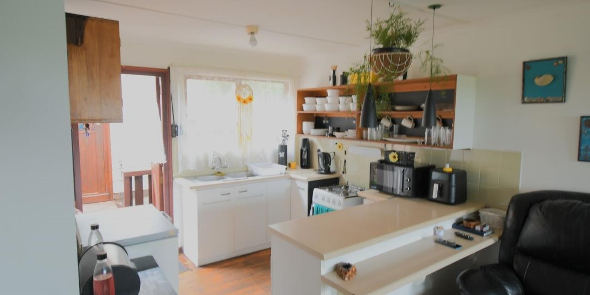 Image 5 of 6