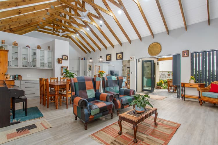 Main property image