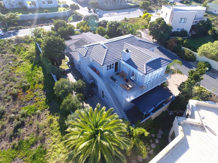 Main property image