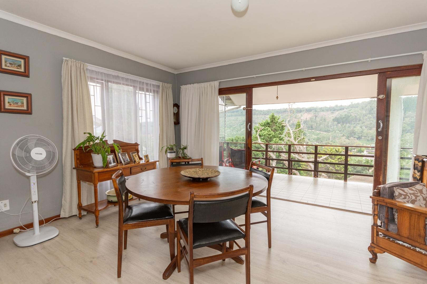 Image 2 of 6