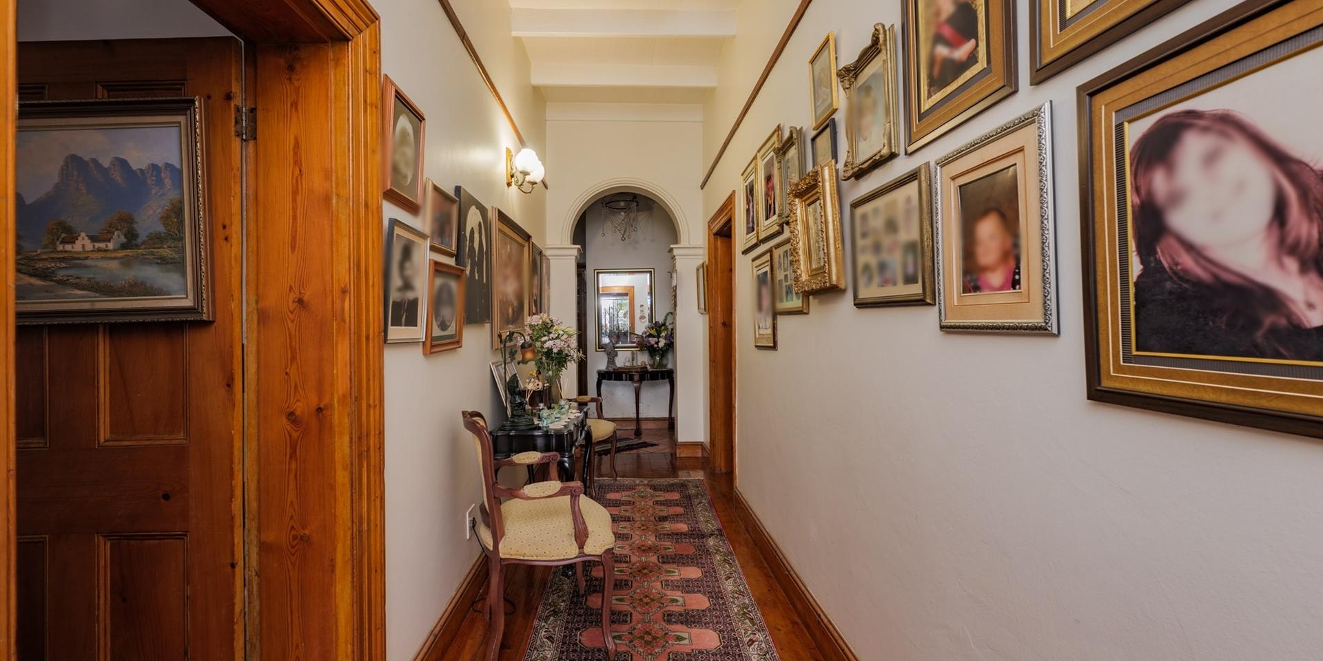 Image 3 of 6