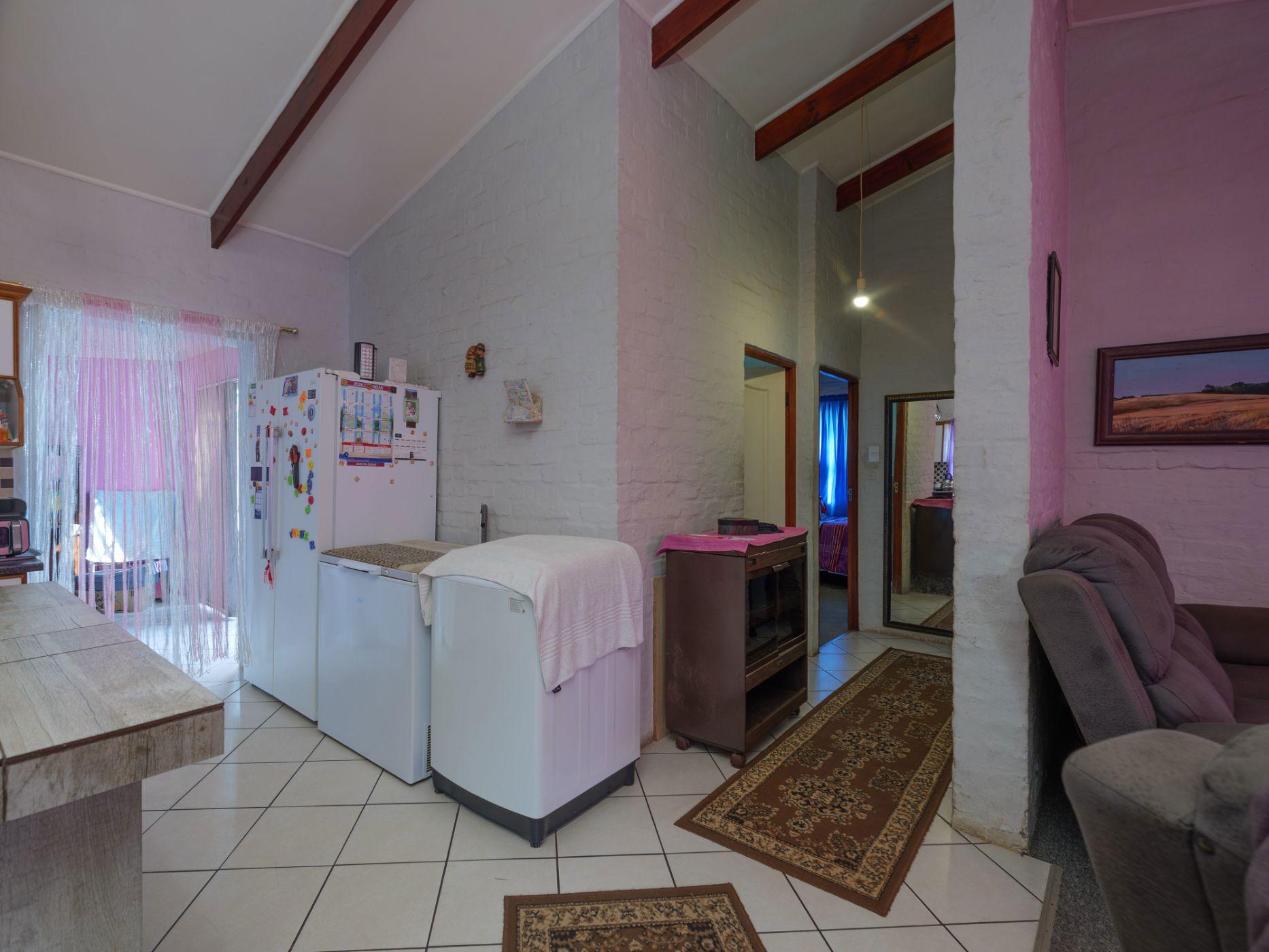 Image 5 of 6