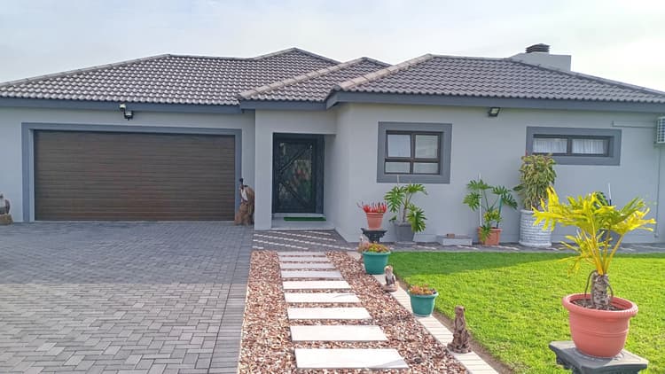 Main property image