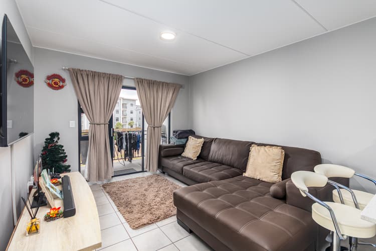 Main property image
