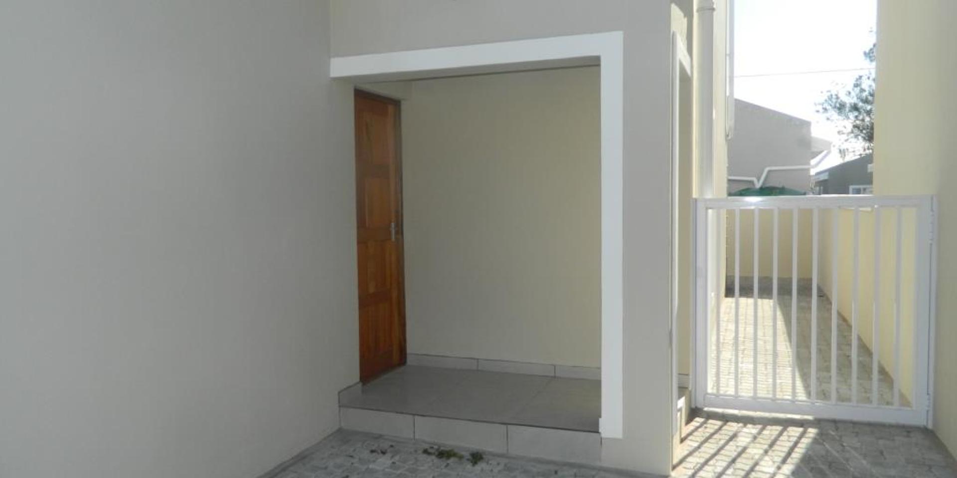 Image 4 of 6