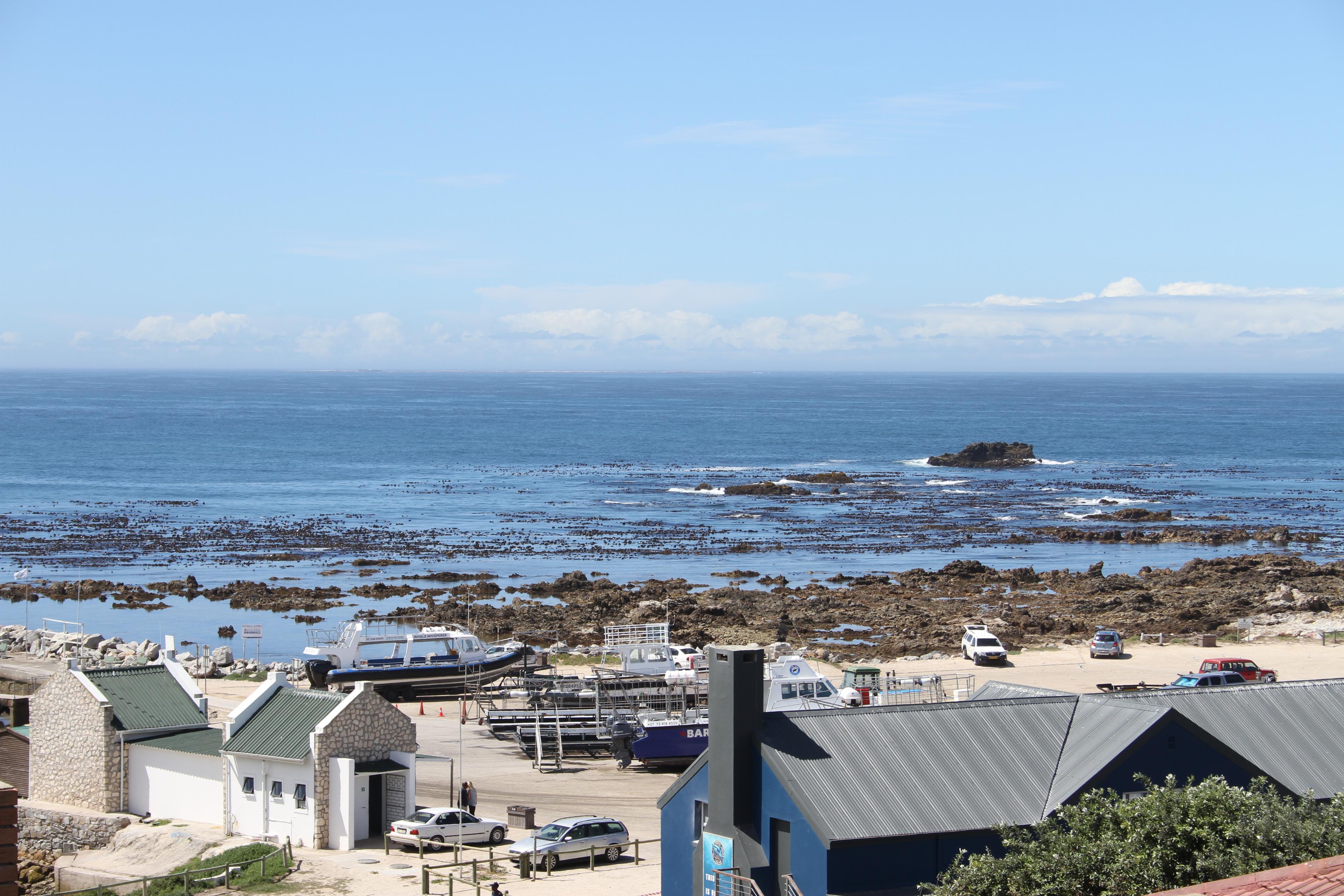Image 4 of 6