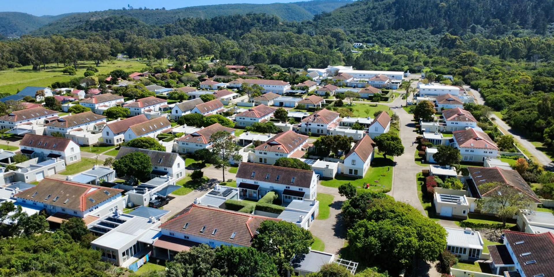 Image 2 of 6