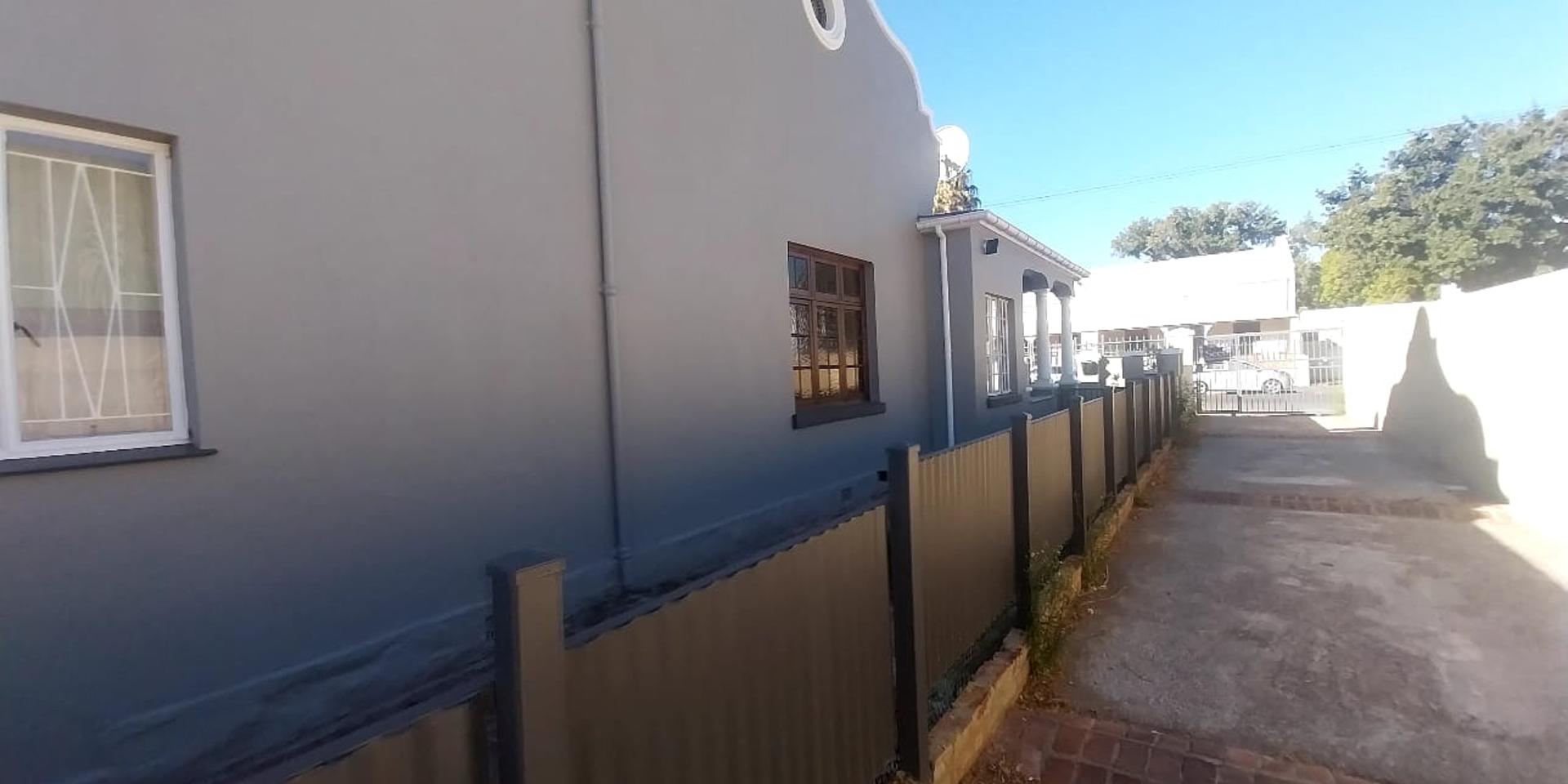 Image 5 of 6