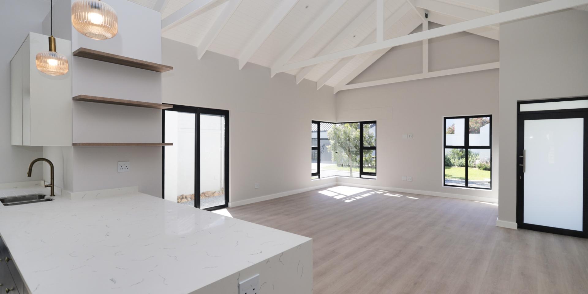 Image 2 of 6