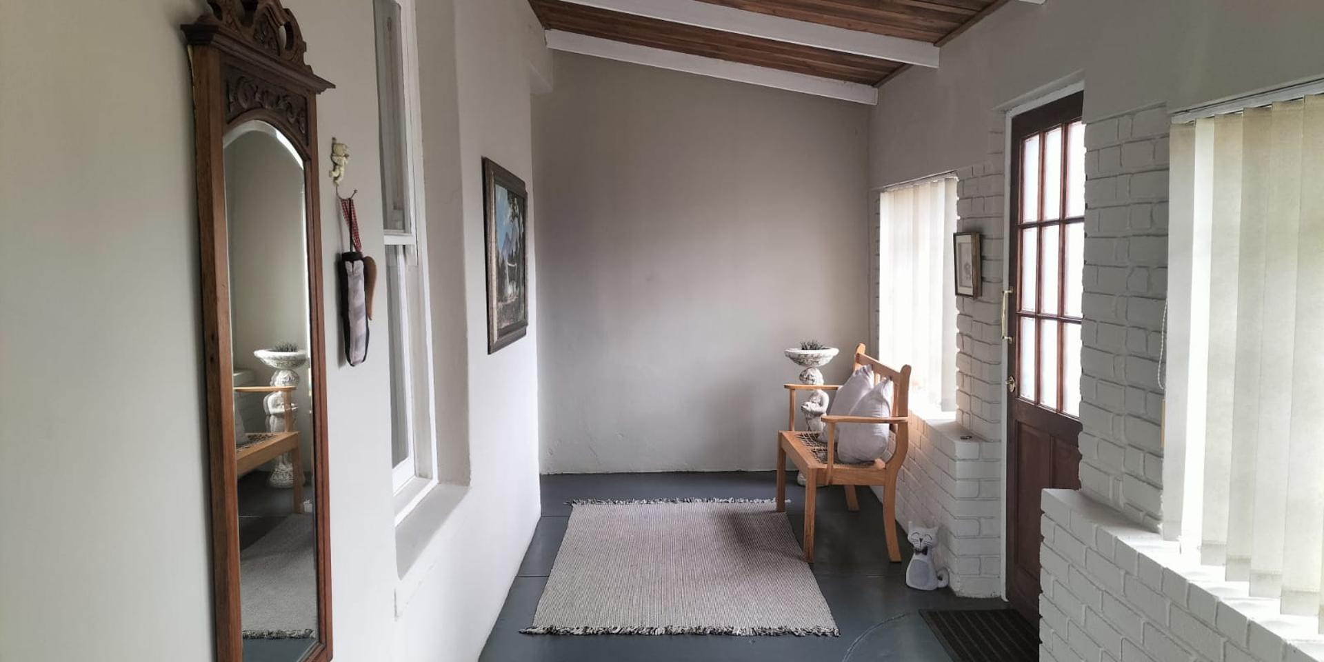 Image 3 of 6