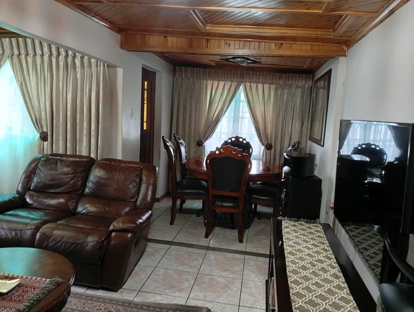 Image 2 of 6