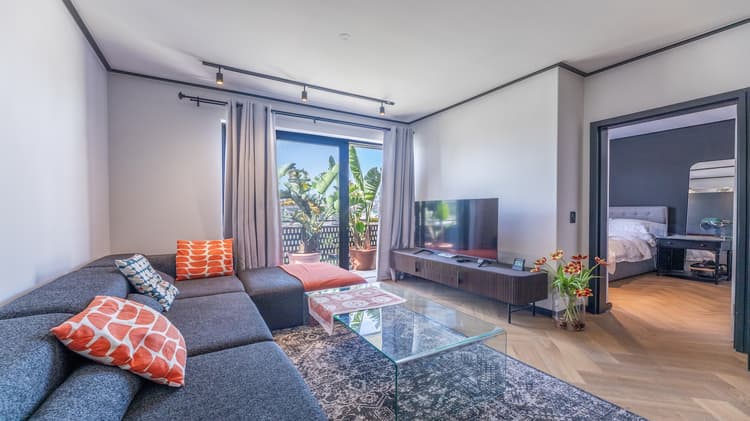 Main property image
