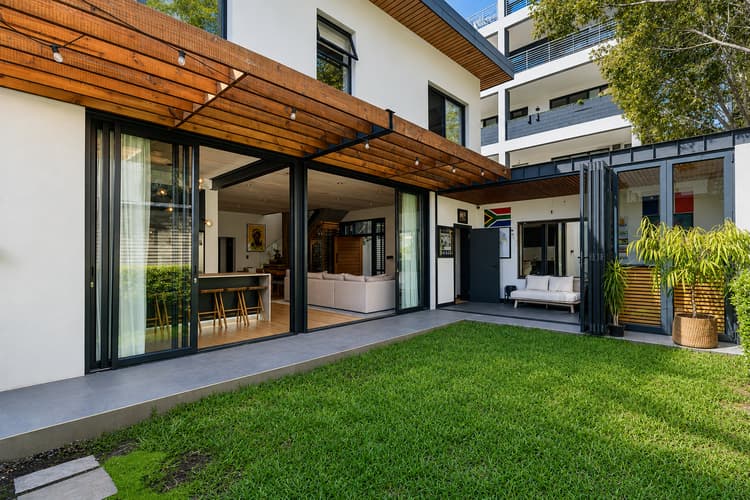 Main property image
