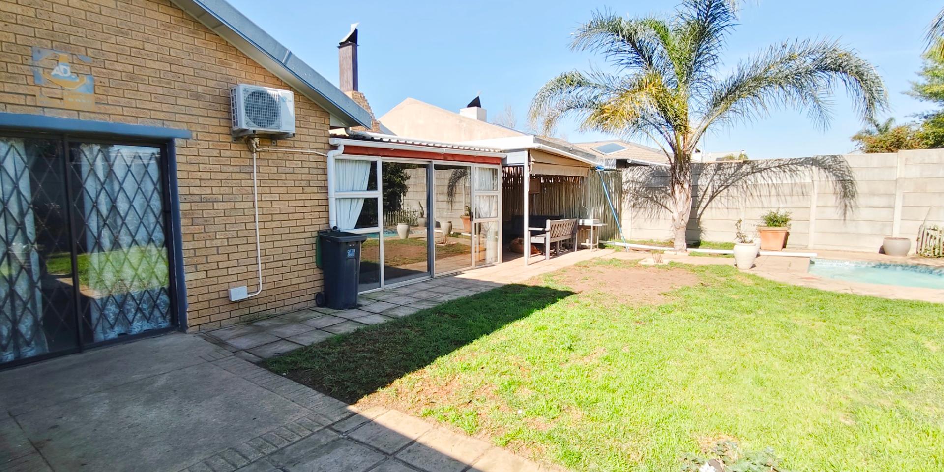 Image 2 of 6