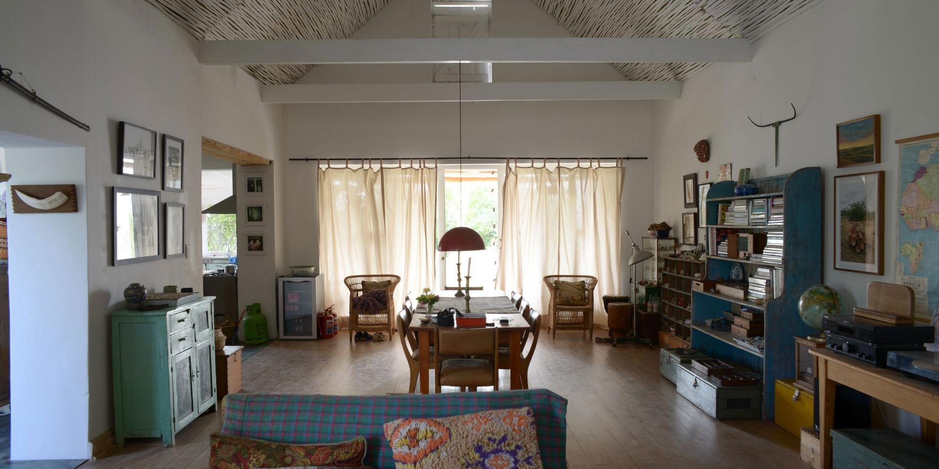 Image 3 of 6