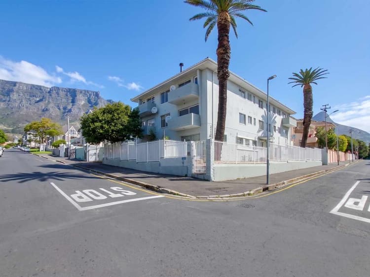 Main property image